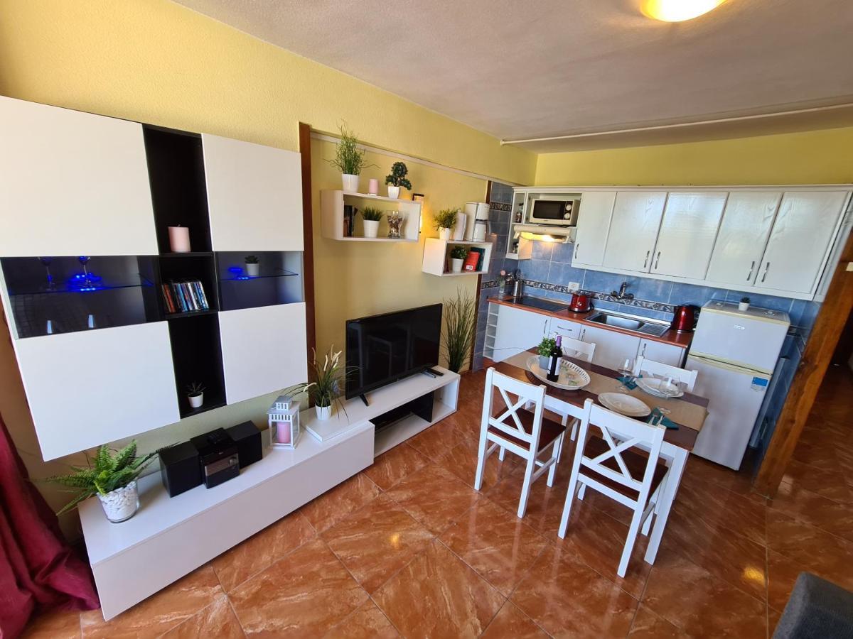 Vida Loca Only 190 Meters To The Sea, Balcony, Sea View, Pool, Wifi Apartamento Playa Feñabe Exterior foto