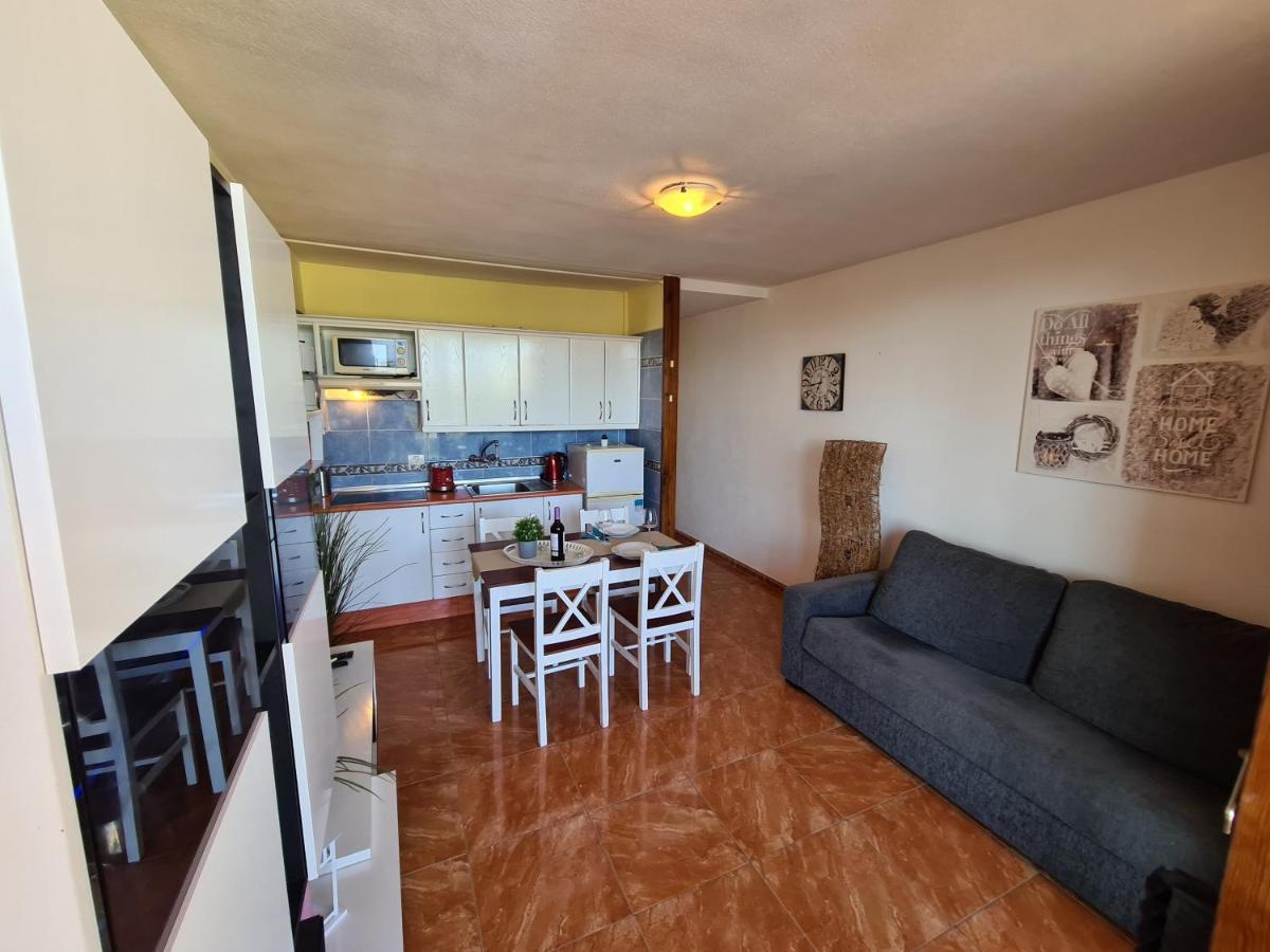 Vida Loca Only 190 Meters To The Sea, Balcony, Sea View, Pool, Wifi Apartamento Playa Feñabe Exterior foto