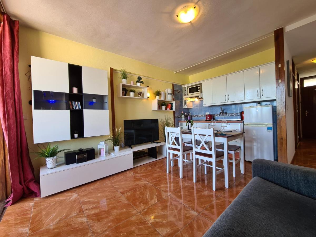 Vida Loca Only 190 Meters To The Sea, Balcony, Sea View, Pool, Wifi Apartamento Playa Feñabe Exterior foto